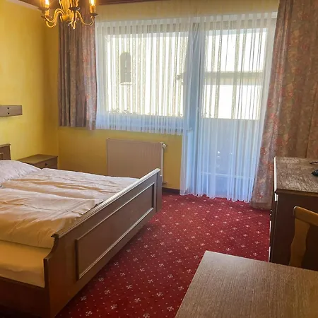 Hotel Kirchenwirt 3*