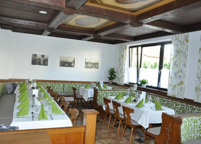 Hotel Kirchenwirt 3*